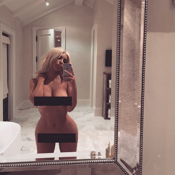 Kim Kardashian Pregnant Photo