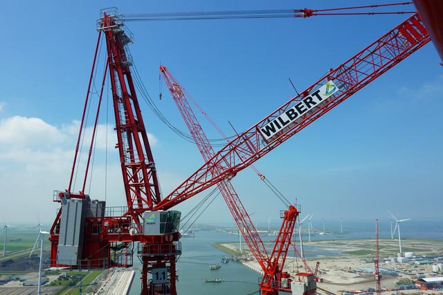 Loading Cranes: The Advantage Of Having Them On The Construction Site